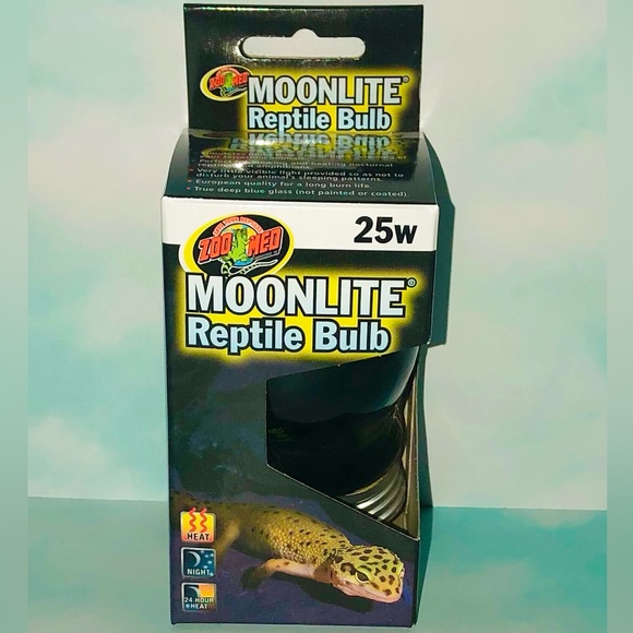 Zoo Med Moonlight Bulb For Reptiles 25 Watts Brand New In Package - Picture 1 of 3